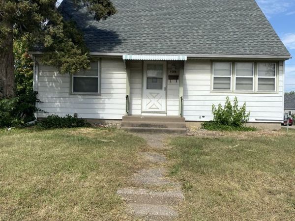 1548 W CENTRAL PARK Avenue , Davenport, IA 52804
