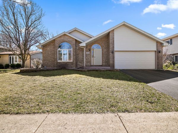 5313 Imperial Drive , Richton Park, IL 60471