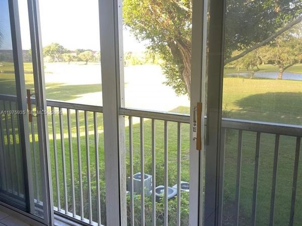 1110 SW 125th Ave, Unit 202M, Pembroke Pines, FL 33027