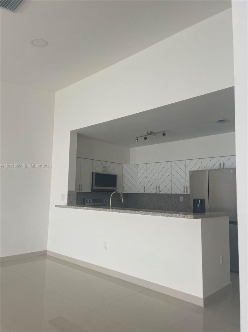 14728 Balgowan Rd, Miami Lakes, FL 33016 Photo