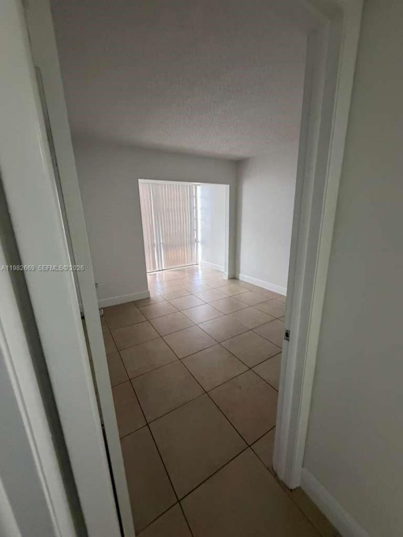 9723 Hammocks Blvd , Unit 108, Miami, FL 33196 Photo