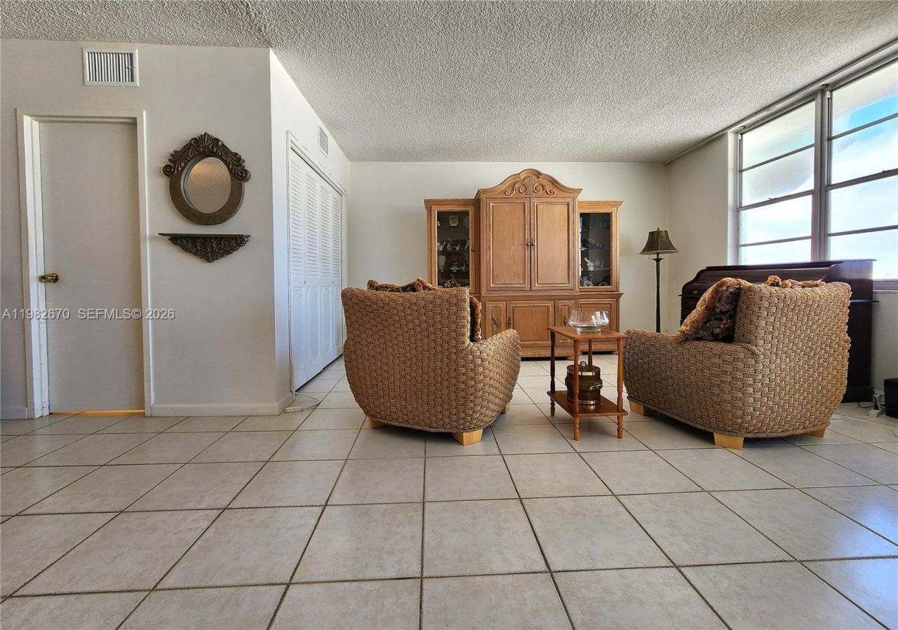 3725 S Ocean Dr, Unit 1619, Hollywood, FL 33019 Photo