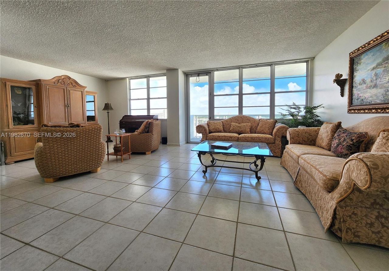3725 S Ocean Dr, Unit 1619, Hollywood, FL 33019 Photo