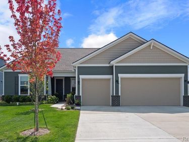 4056 Bay Terrace , Milford Twp, MI 48381