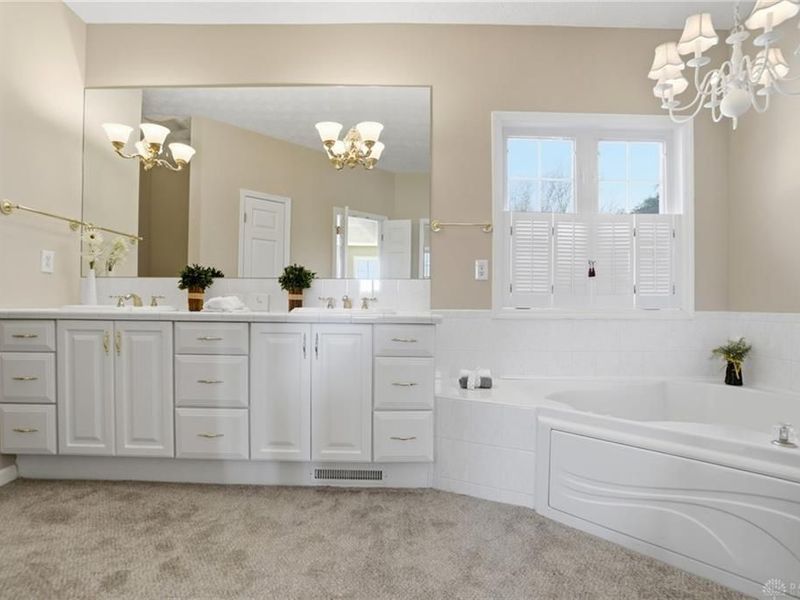 9963 Creek Landing Way, Washington Township, OH 45458 Photo 44