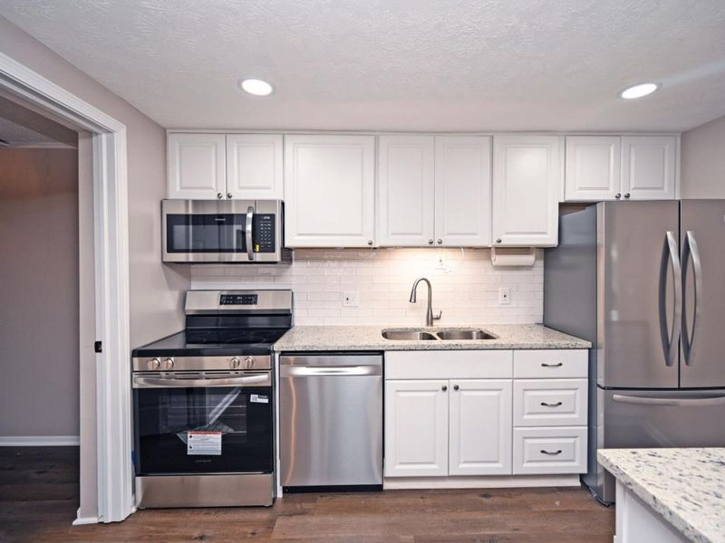 9553 Olde Woods Drive, West Chester, OH 45011 Photo 12