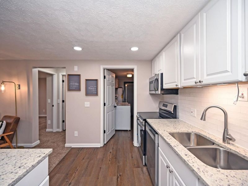 9553 Olde Woods Drive, West Chester, OH 45011 Photo 13