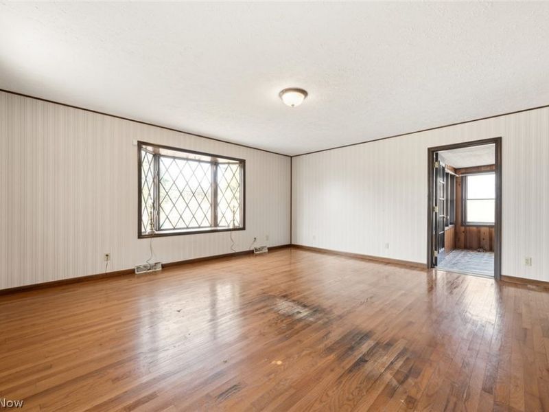 344 E 246th Street, Euclid, OH 44123 Photo 12