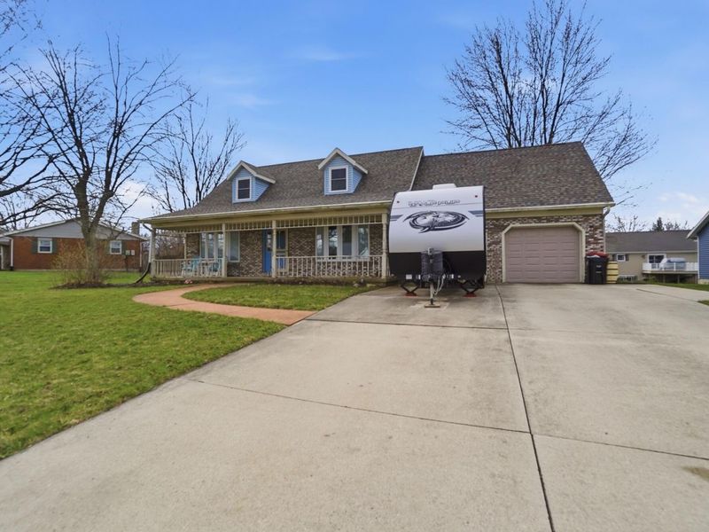 1103 Poppy Drive, Wapakoneta, OH 45895 Photo 3