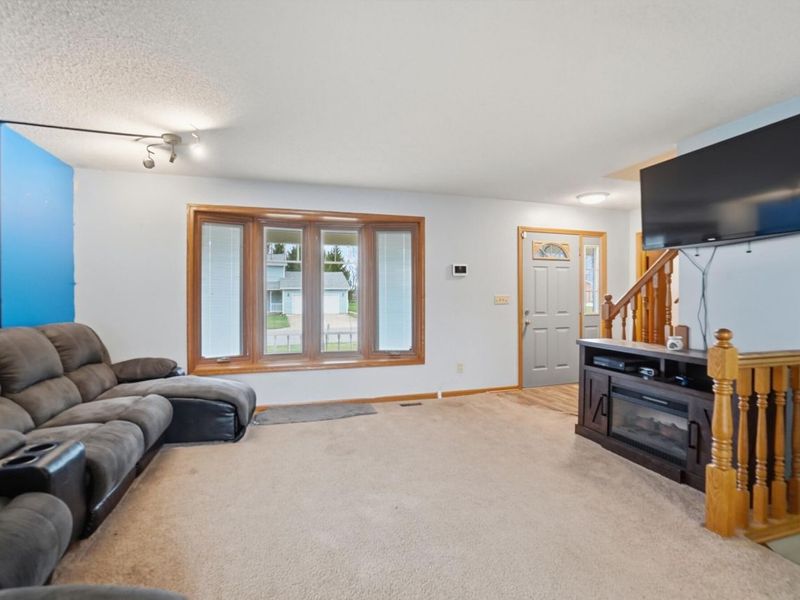 1103 Poppy Drive, Wapakoneta, OH 45895 Photo 8