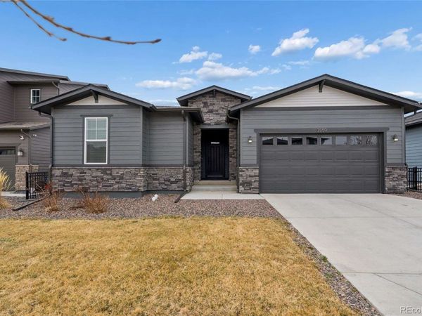 3859 N Buchanan Way, Aurora, CO 80019