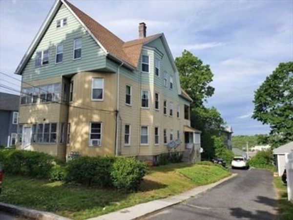58 Tower St, Unit 3, Worcester, MA 01606