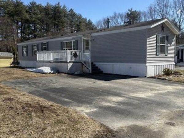 15 Wendy Way, Merrimac, MA 01860