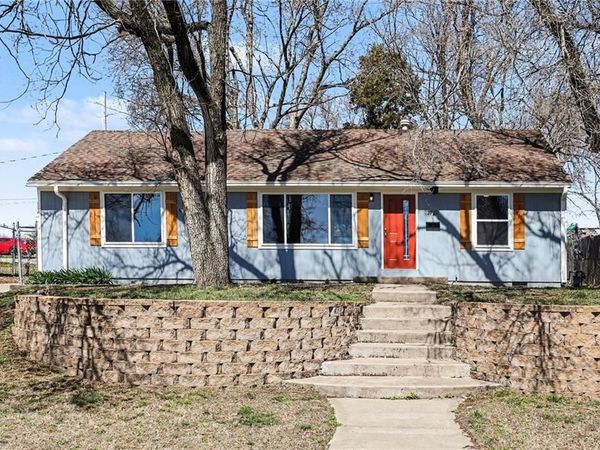 2720 Hagemann Street, Kansas City, KS 66106