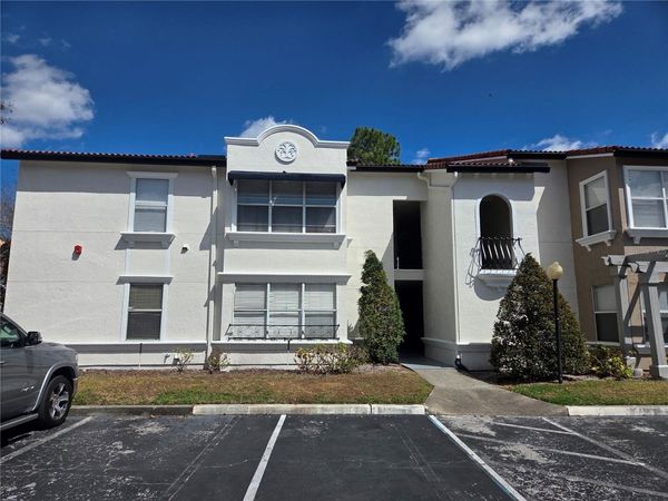 5112 CONROY ROAD, Unit 11, ORLANDO, FL 32811