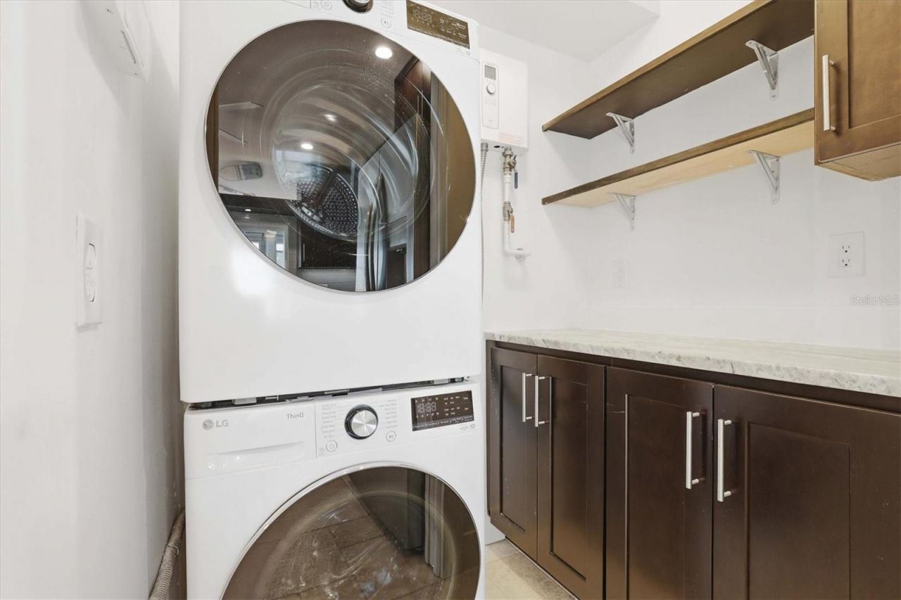 6537 Cape Hatteras Way Ne, Unit 4, Saint Petersburg, FL 33702 Photo