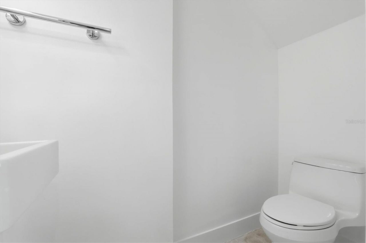 6537 Cape Hatteras Way Ne, Unit 4, Saint Petersburg, FL 33702 Photo