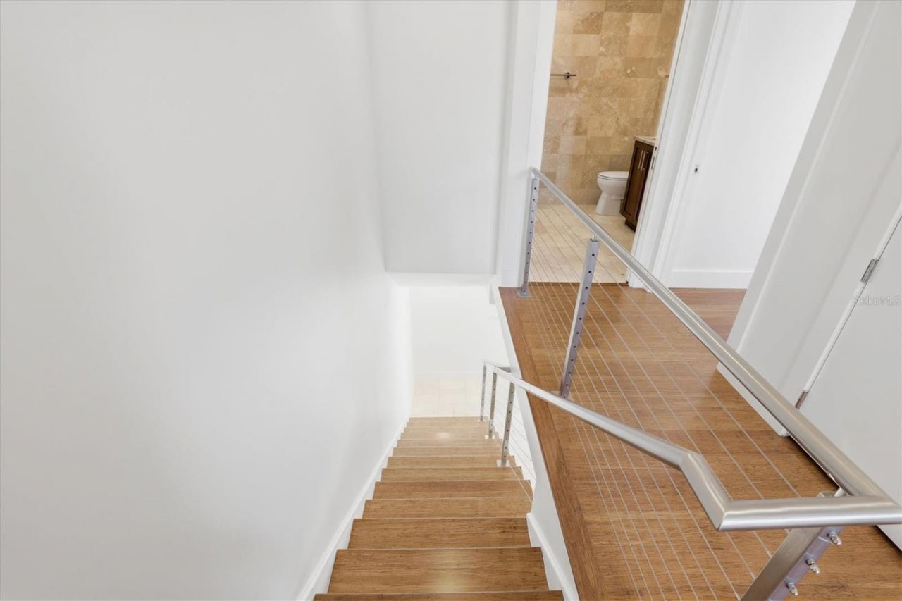 6537 Cape Hatteras Way Ne, Unit 4, Saint Petersburg, FL 33702 Photo