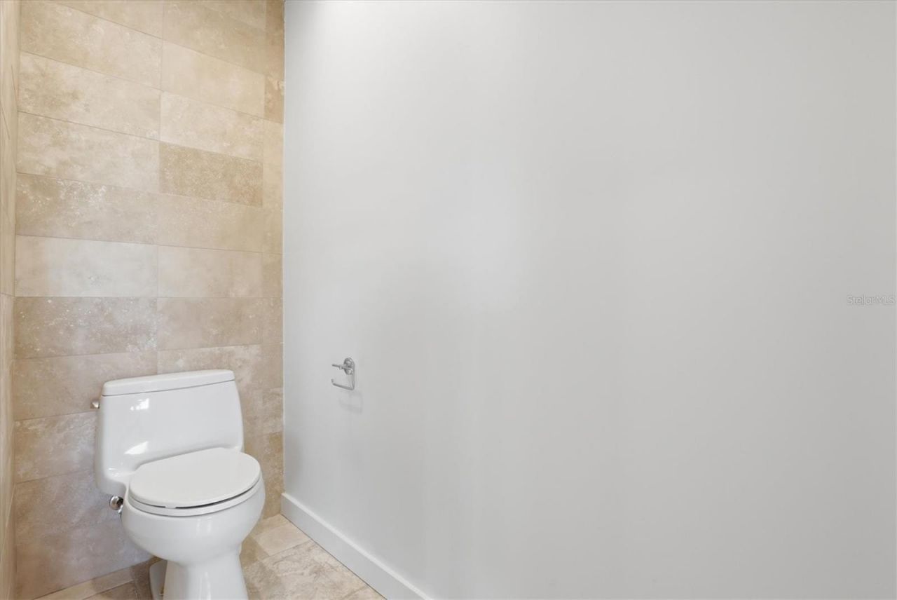 6537 Cape Hatteras Way Ne, Unit 4, Saint Petersburg, FL 33702 Photo