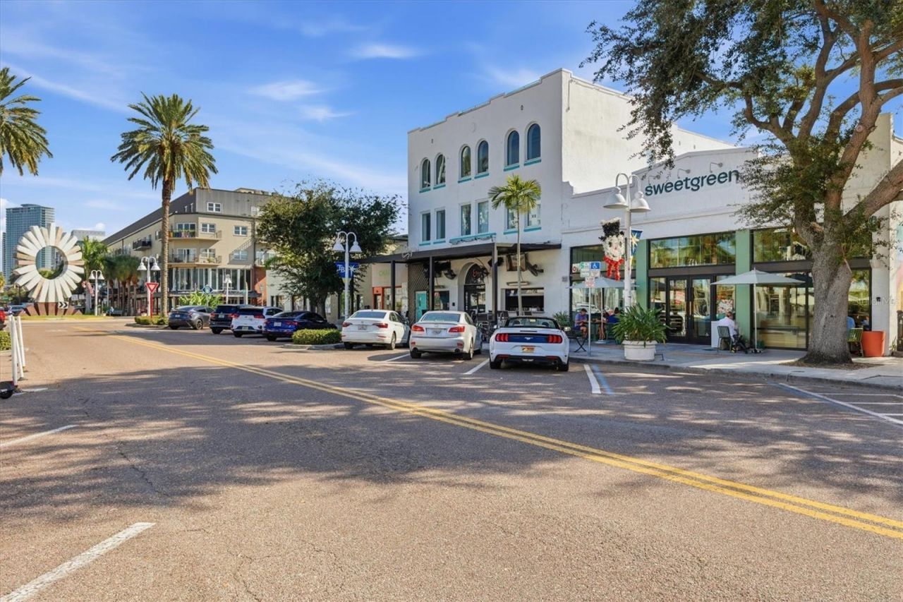 6537 Cape Hatteras Way Ne, Unit 4, Saint Petersburg, FL 33702 Photo