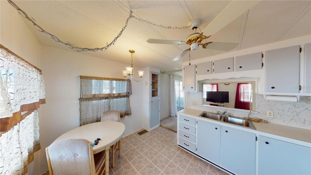 301 Brazil Court, Unit 95, Bradenton, FL 34207 Photo