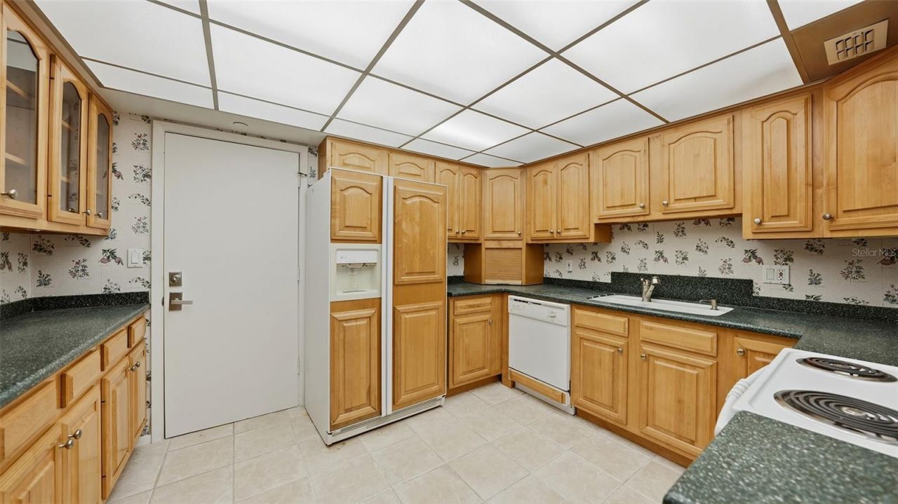 2301 Gulf Of Mexico Drive, Unit 43N, Longboat Key, FL 34228 Photo