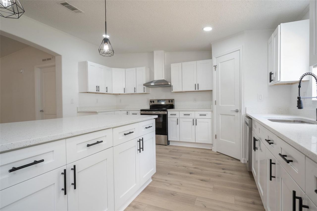 14327 NE 136th Place , Waldo, FL 32694 Photo