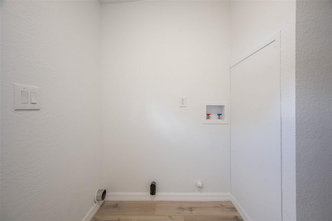 14327 NE 136th Place , Waldo, FL 32694 Photo