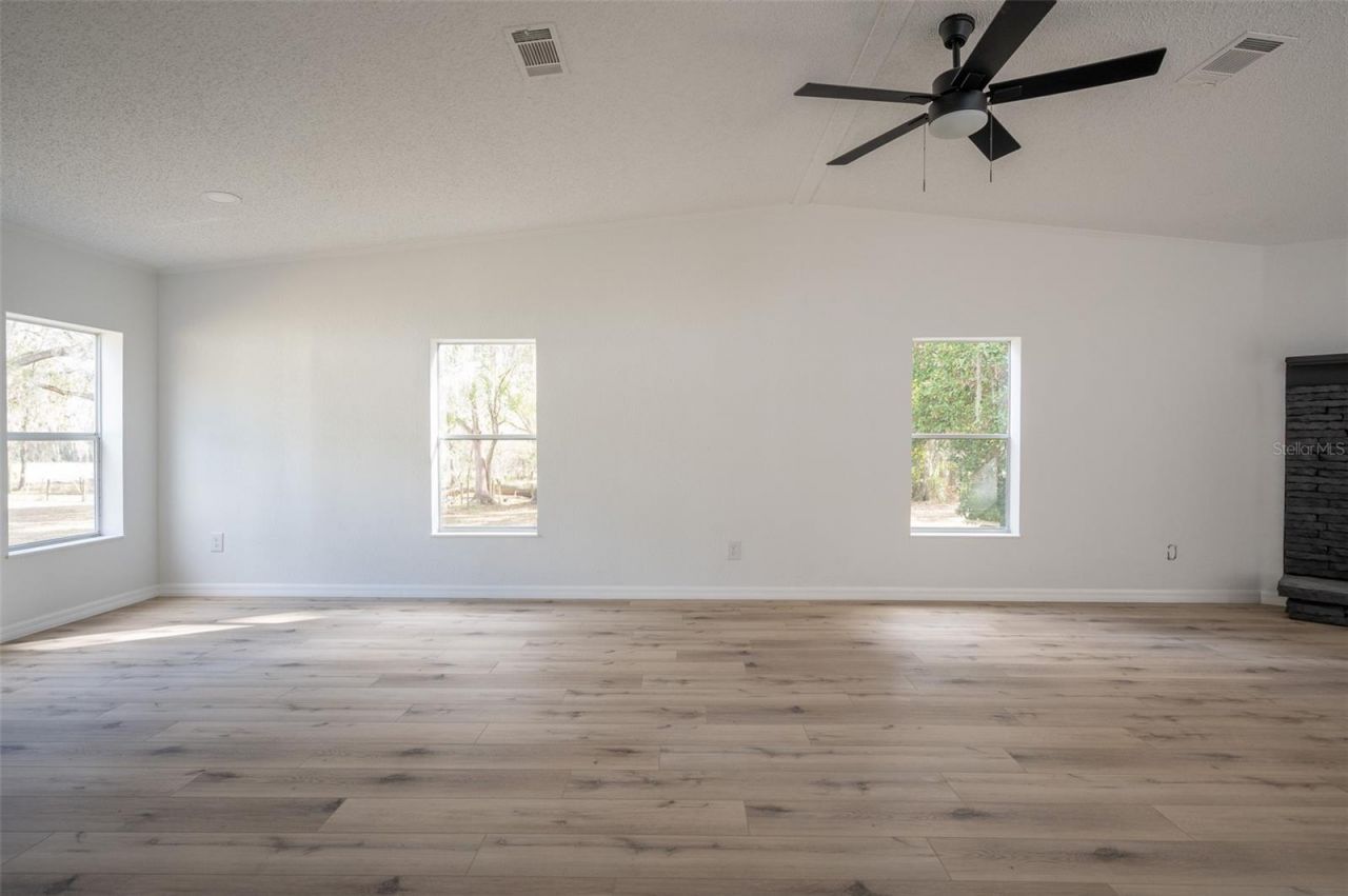 14327 NE 136th Place , Waldo, FL 32694 Photo