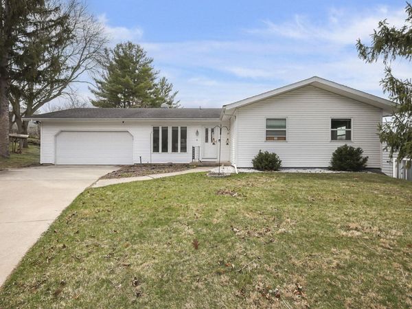 5 Yorktown Circle, Madison, WI 53711