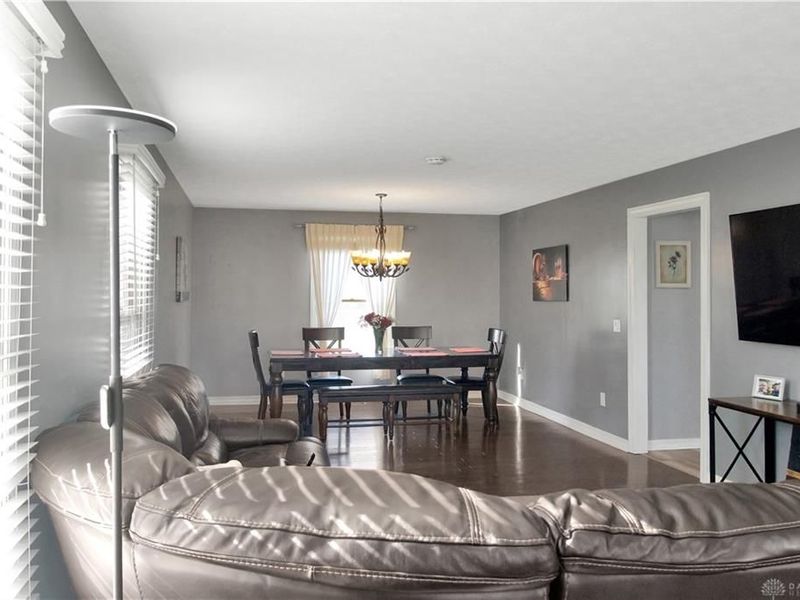 2516 S Park Lane, Washington Township, OH 45458 Photo 6