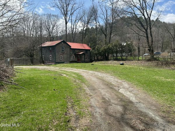 919 Bradford Hill Road, Crown Point, NY 12928