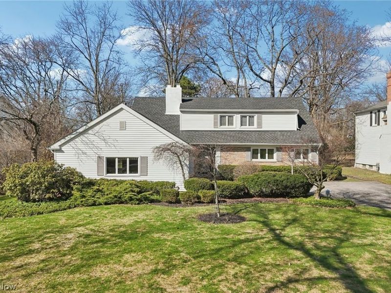 22733 S Woodland Road, Shaker Heights, OH 44122 Photo 2