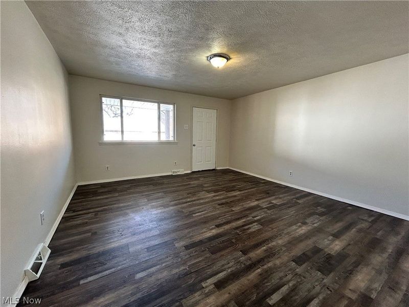 209 Maryland Street, Unit A, Tiltonsville, OH 43963 Photo 2