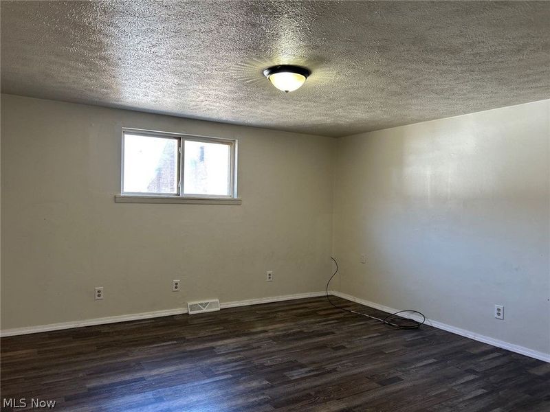 209 Maryland Street, Unit A, Tiltonsville, OH 43963 Photo 5