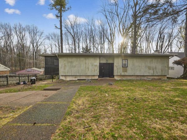 3696 JOSLYN ST, Memphis, TN 38128