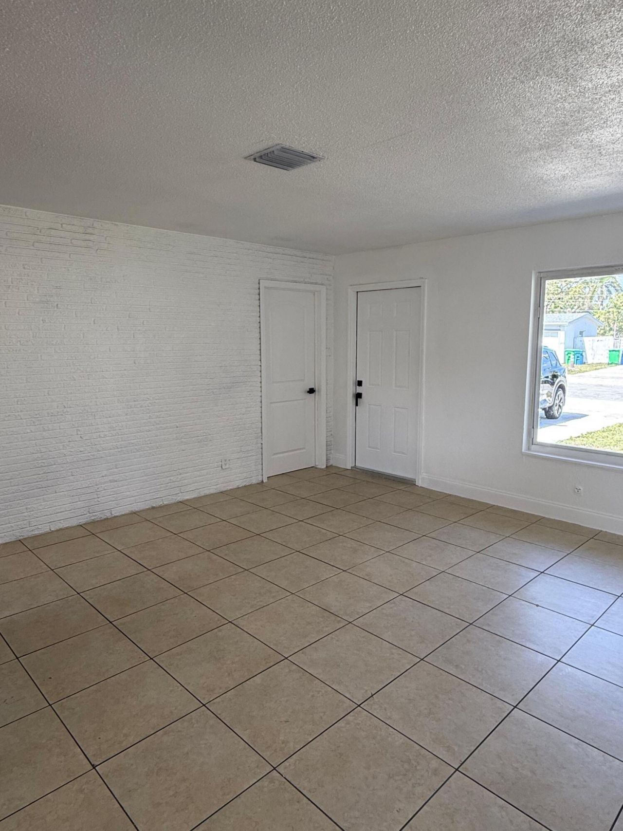 6230 NW 18th Court, Sunrise, FL 33313 Photo