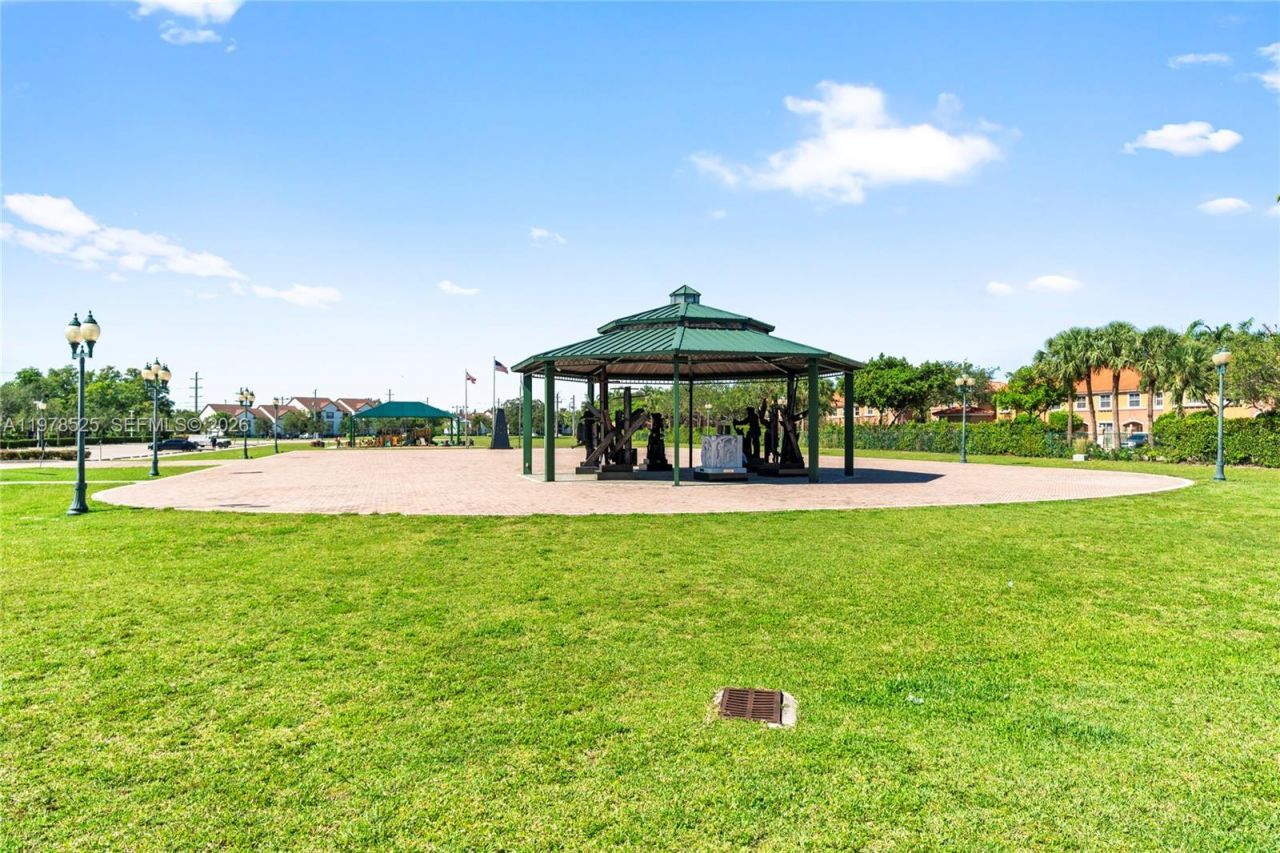 10557 SW 6th St, Unit 1306, Pembroke Pines, FL 33025 Photo