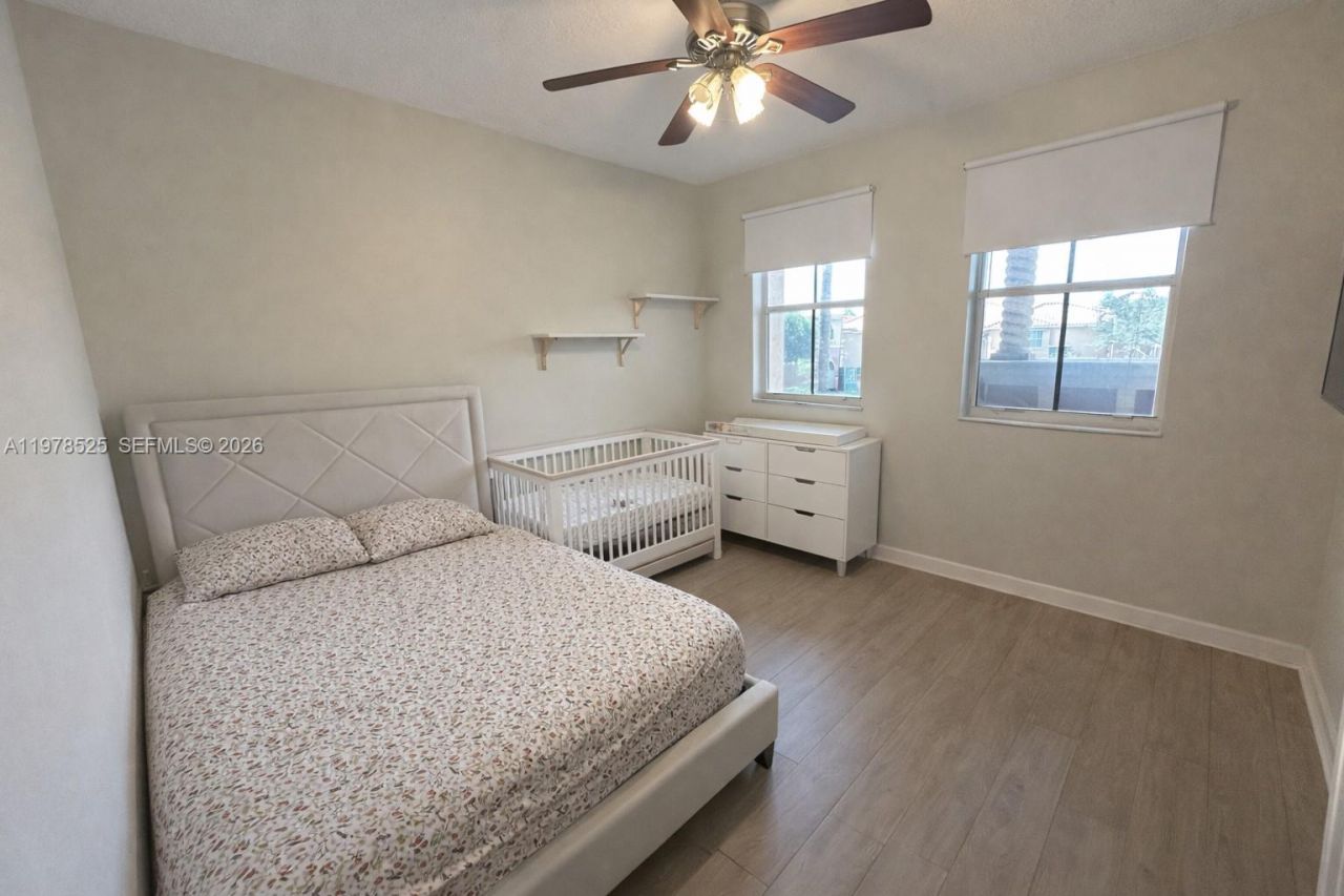 10557 SW 6th St, Unit 1306, Pembroke Pines, FL 33025 Photo