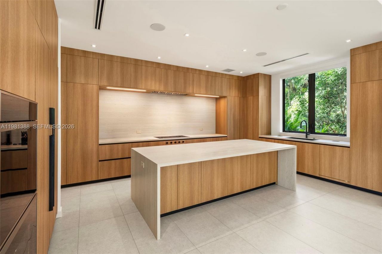 7700 SW 50th Ct , Miami, FL 33143 Photo