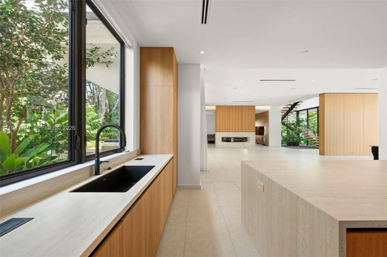 7700 SW 50th Ct , Miami, FL 33143 Photo