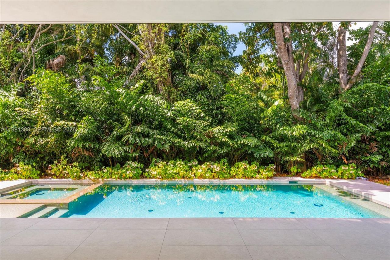 7700 SW 50th Ct , Miami, FL 33143 Photo