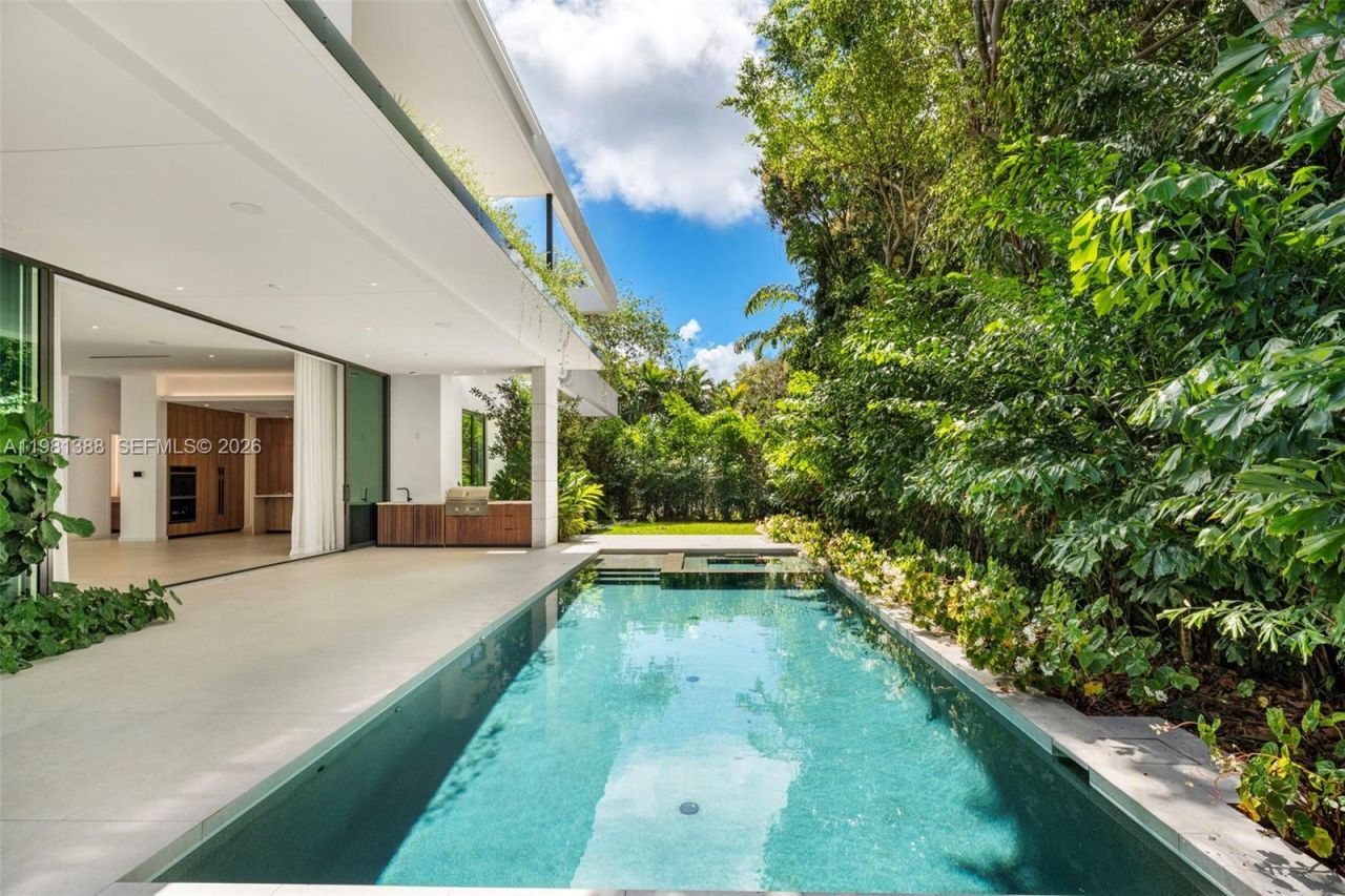 7700 SW 50th Ct , Miami, FL 33143 Photo