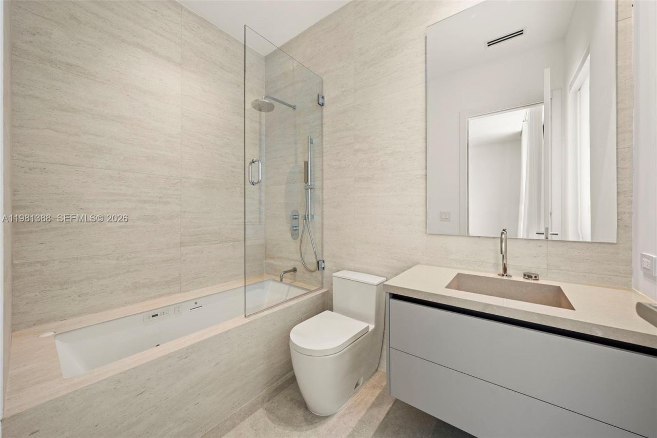 7700 SW 50th Ct , Miami, FL 33143 Photo