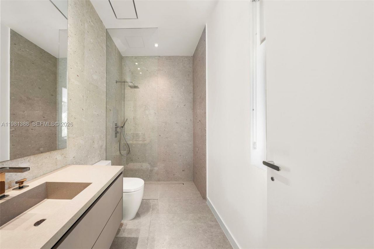 7700 SW 50th Ct , Miami, FL 33143 Photo