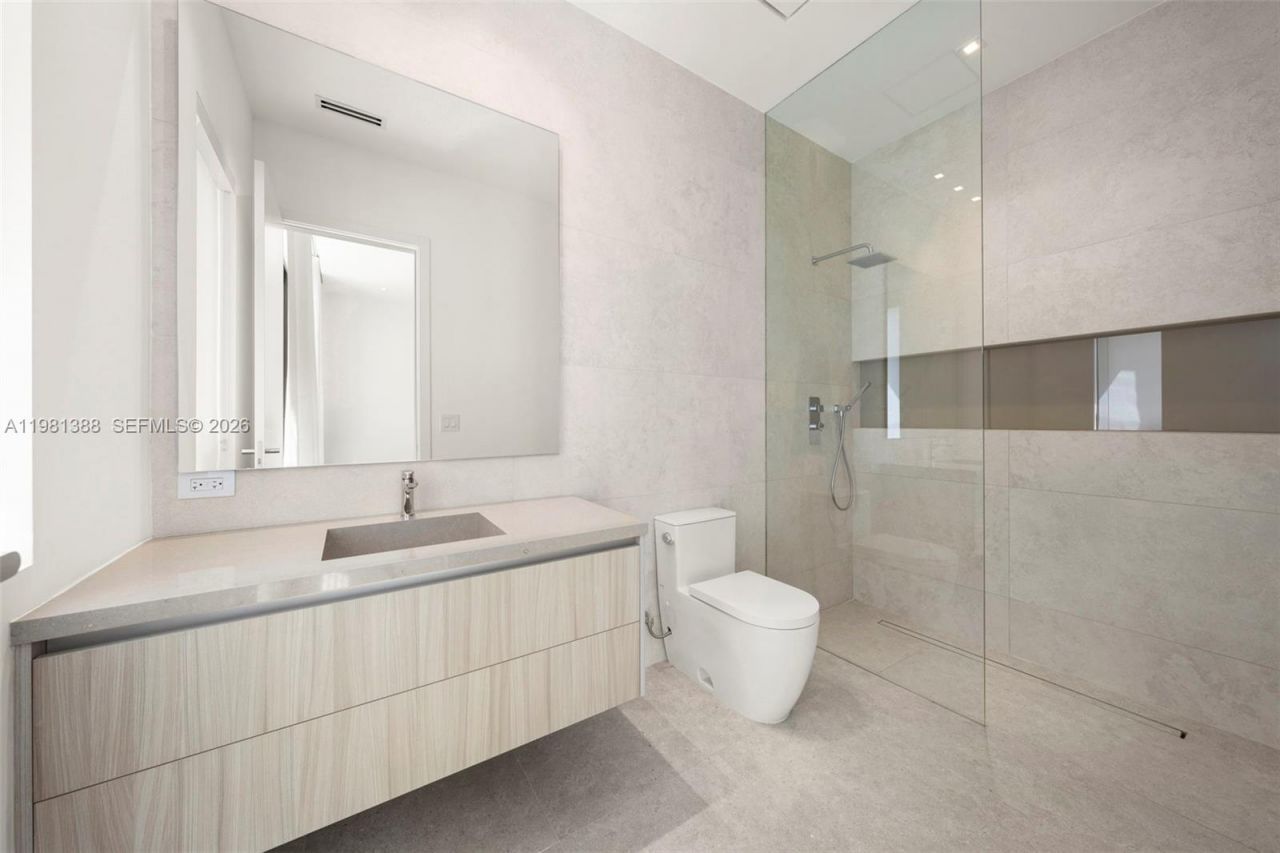 7700 SW 50th Ct , Miami, FL 33143 Photo