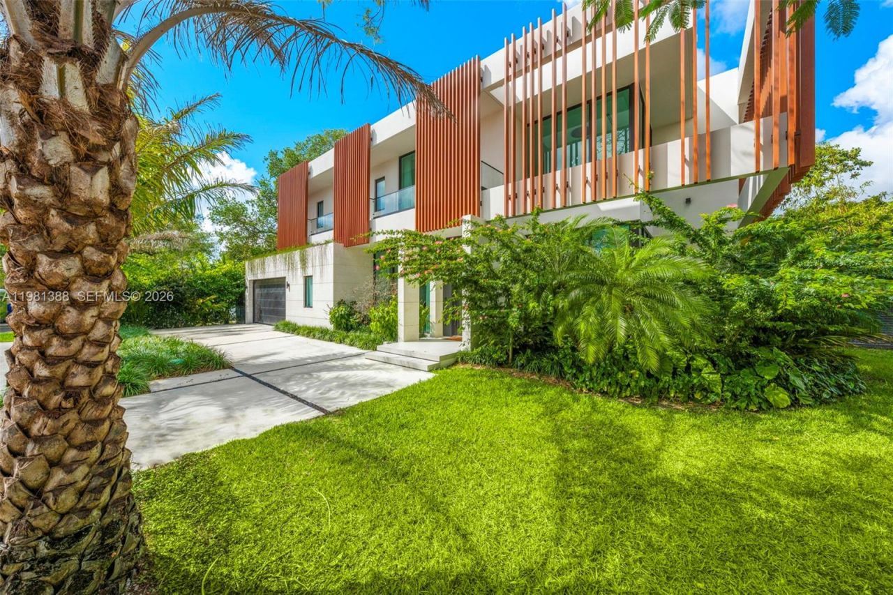 7700 SW 50th Ct, Miami, FL 33143 Photo