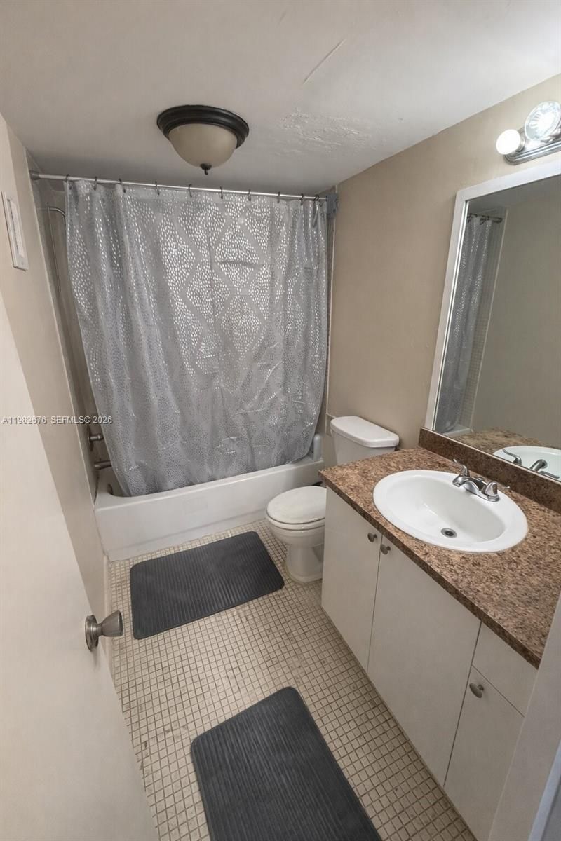 2029 NW 46th Ave, Unit E305, Lauderhill, FL 33313 Photo