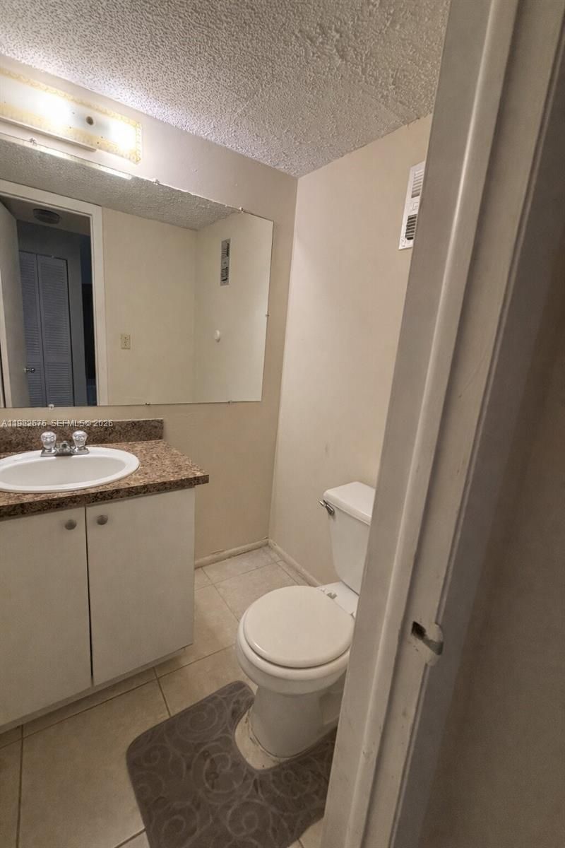 2029 NW 46th Ave, Unit E305, Lauderhill, FL 33313 Photo