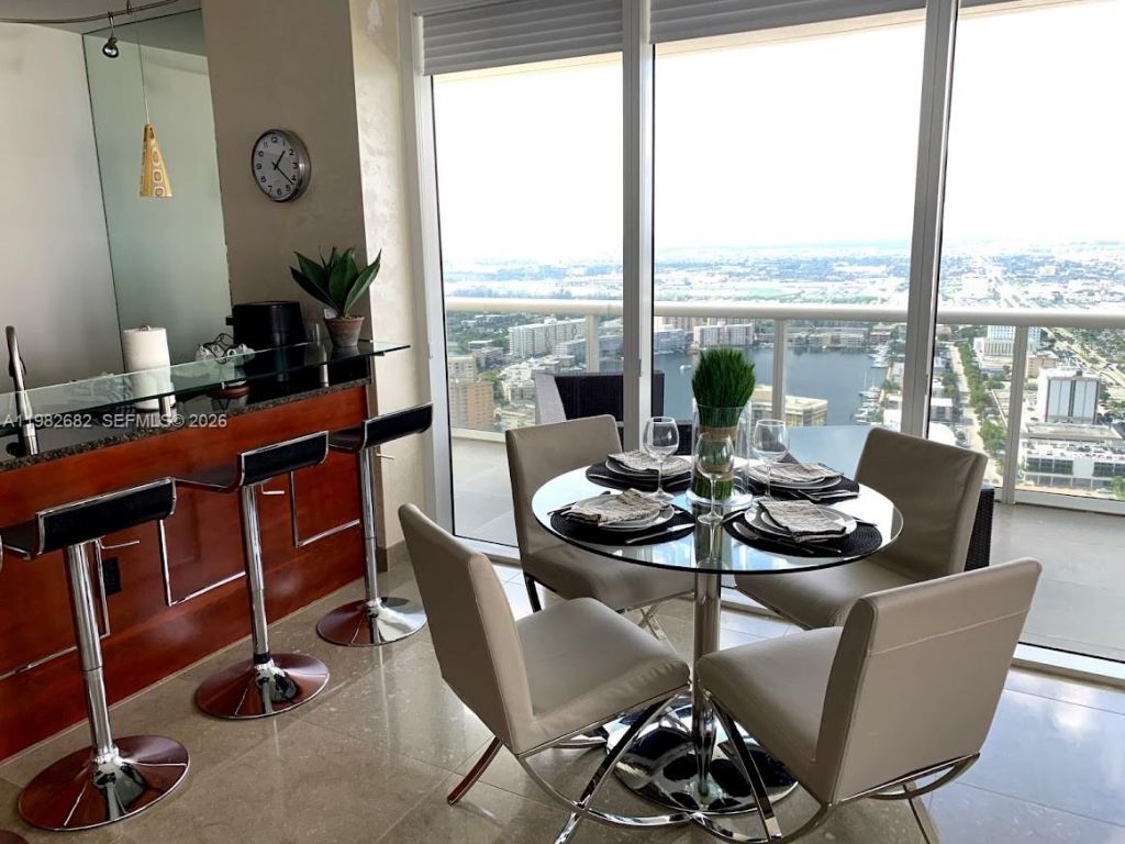 1830 S Ocean Dr, Unit 4608, Hallandale Beach, FL 33009 Photo